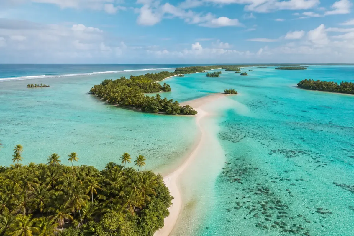 Banc de sable et motu dans le lagon d’Aitutaki